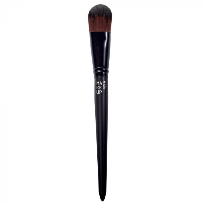 FOUNDATION BRUSH Кисть для тональной основы Foundation Brush