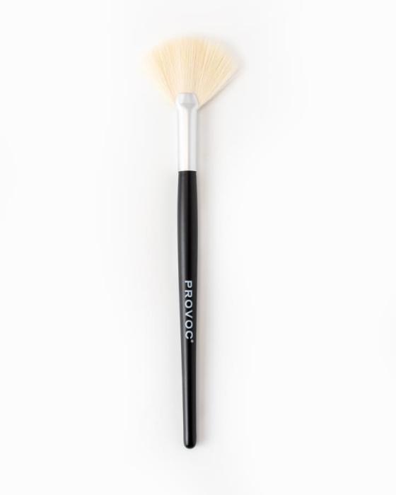SMALL FAN BRUSH A503S Кисть веерная для хайлайтера и бронзатора A503S