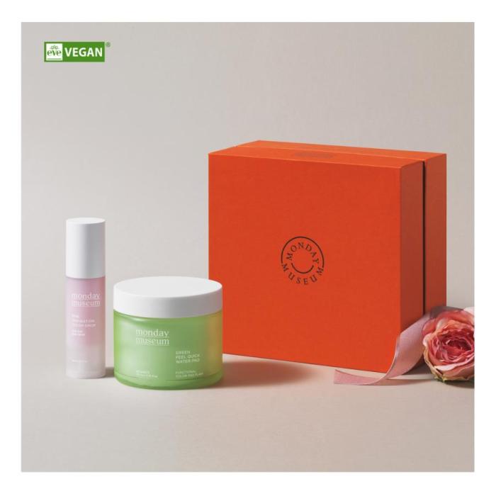 Подарочный набор Гладкость и Глубокое увлажнение /Сыворотка для лица экстраувлажнение 30мл, пэды очищающие 60шт/